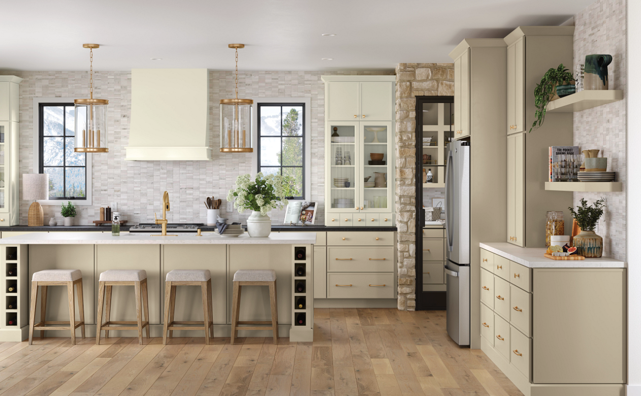 Kiba Studios with cream cabinetry and beverage bar