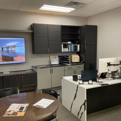 Kiba showroom Lonnie's Carpetmax 