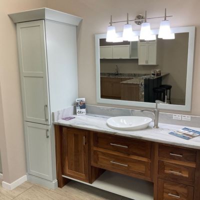 Kiba showroom Lonnie's Carpetmax bathroom 